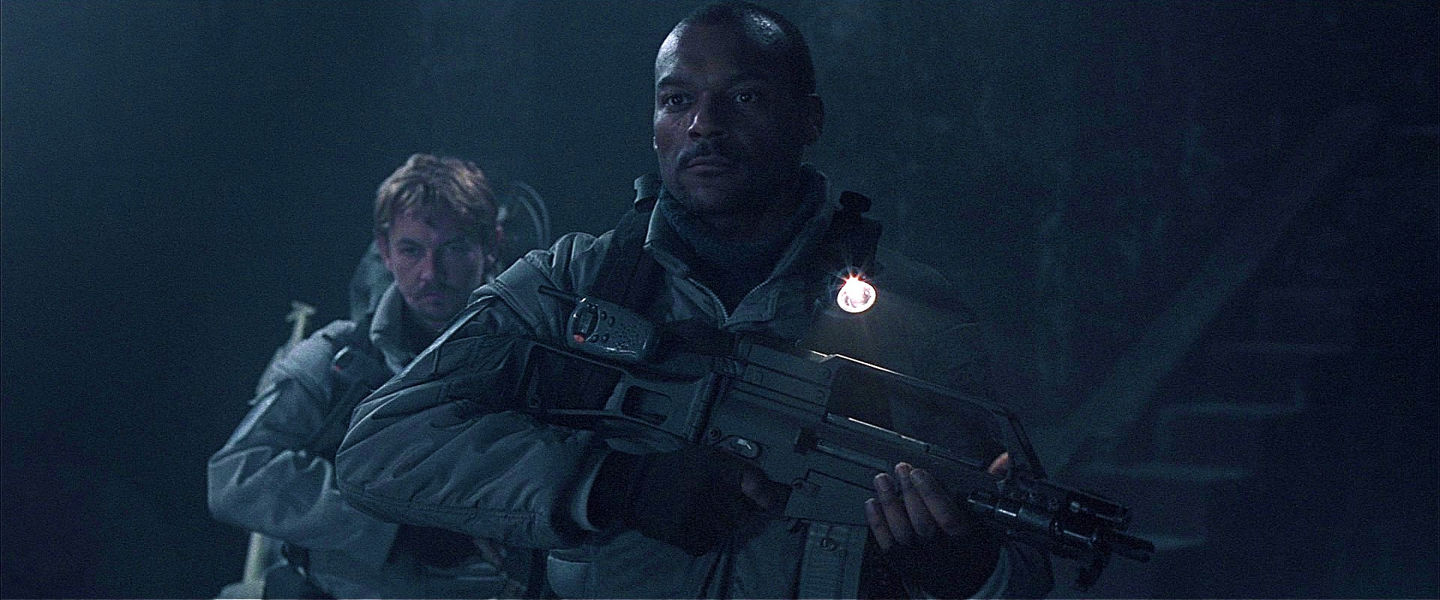 Alien vs Predator - ColinSalmon