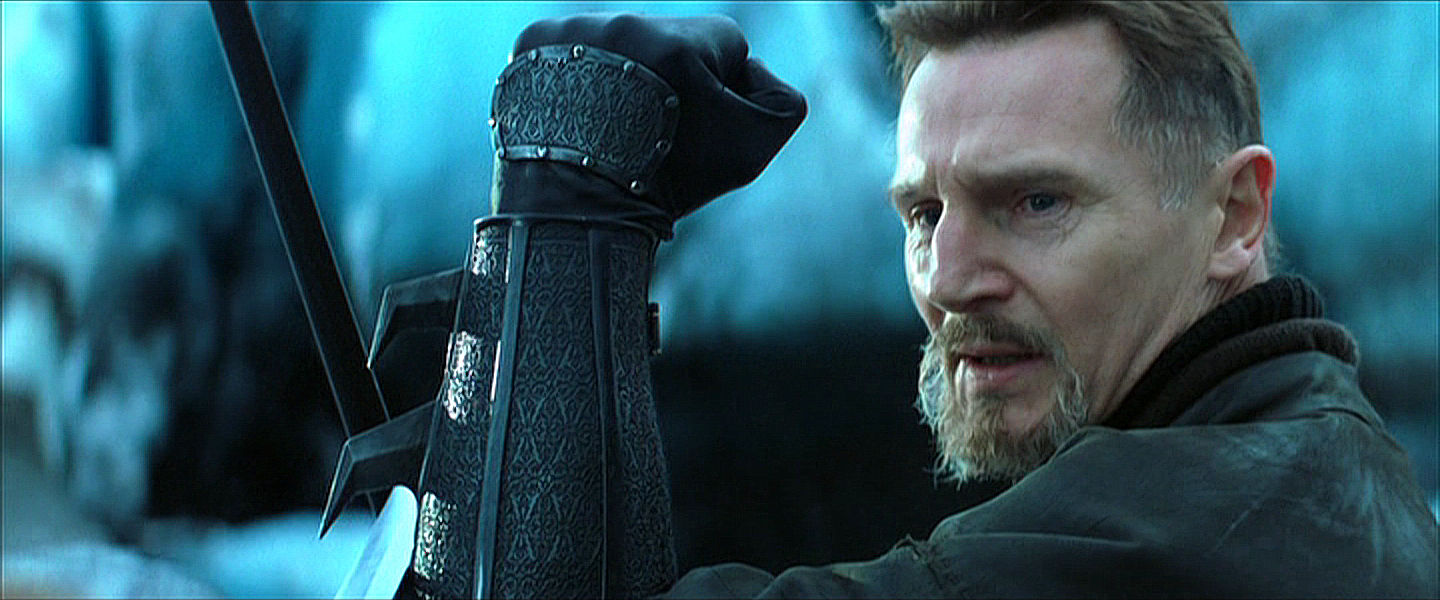 BATMAN BEGINS - Liam Neeson