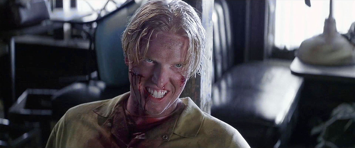 Jake Busey in IDENTITY