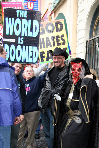 Feo Amante and the Devil amidst the Westboro Baptists
